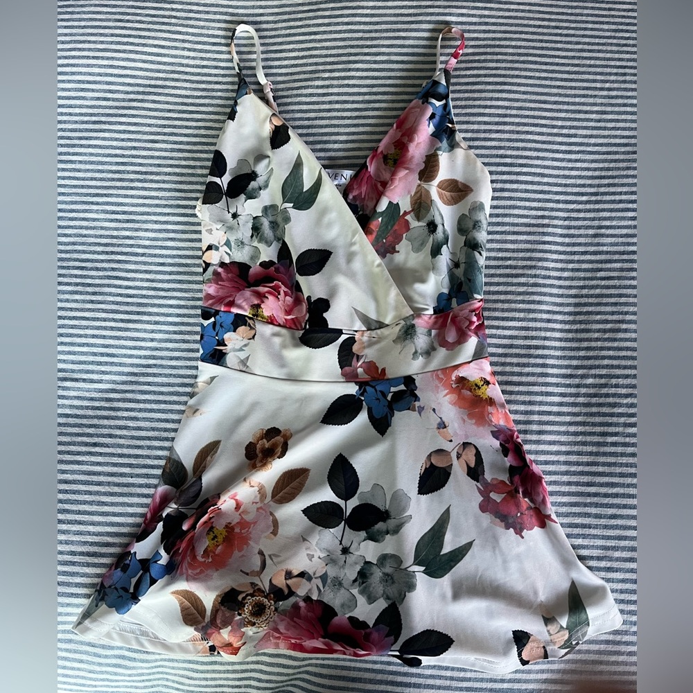 Venus summer top size XS